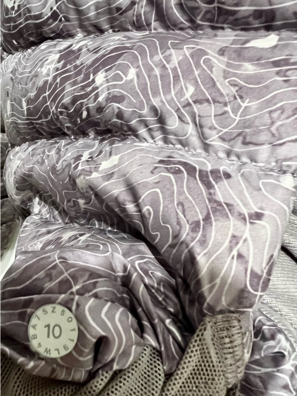 lululemon athletica Quilted Packable Puffer Jacket - Dusty Purple Print - Picture 3 of 4